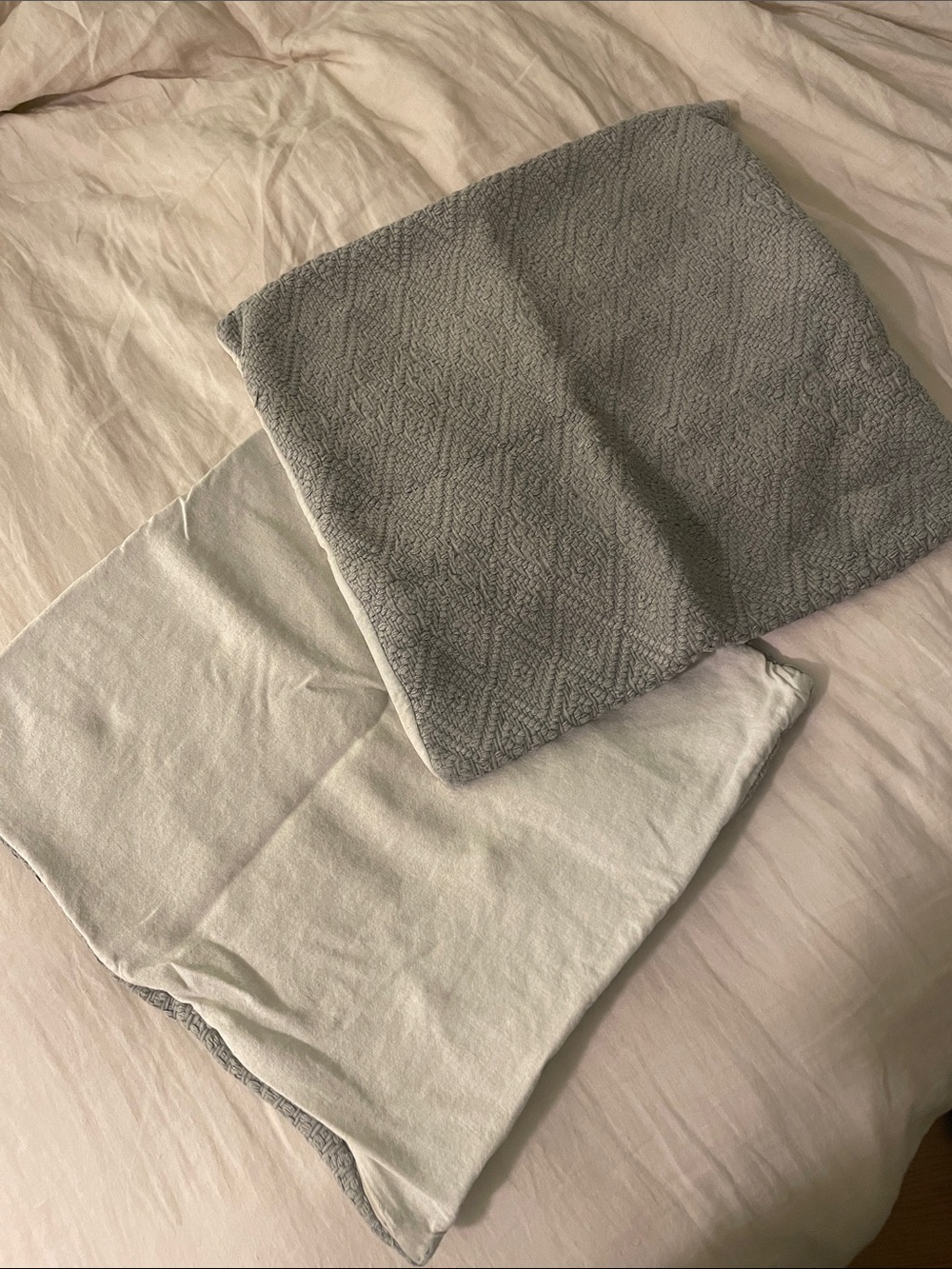 Pottery Barn 18x18” Gray/Cream Textured Pillow Covers (Set of 2)
